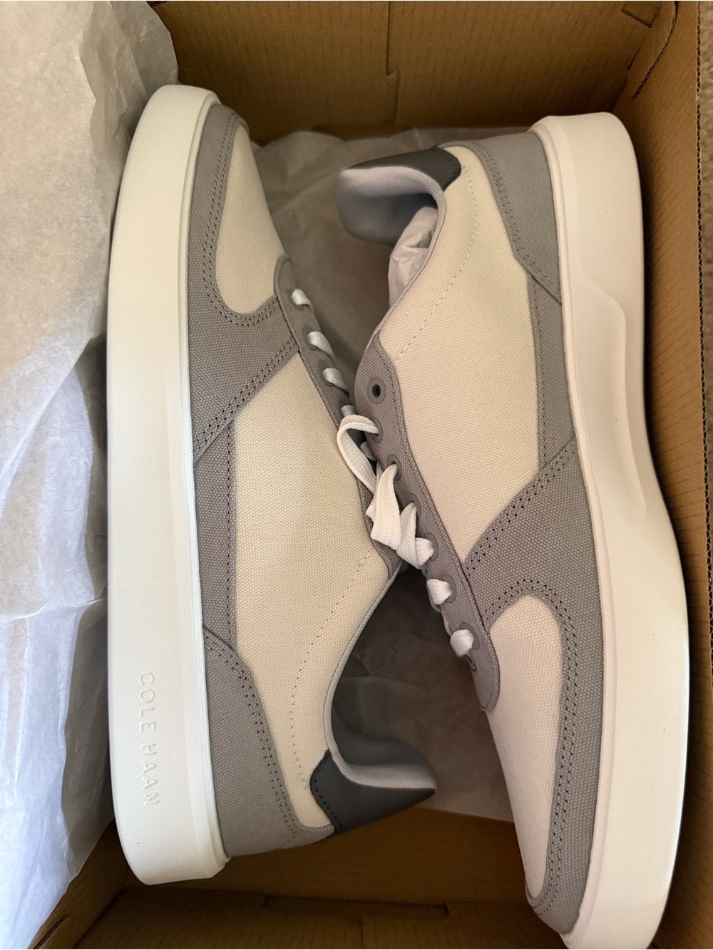 Cole Haan GC Daily Turf Sneakers in Gray and White New With Box